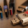 アドセンス系のスクールの教材を保存したUSBメモリ